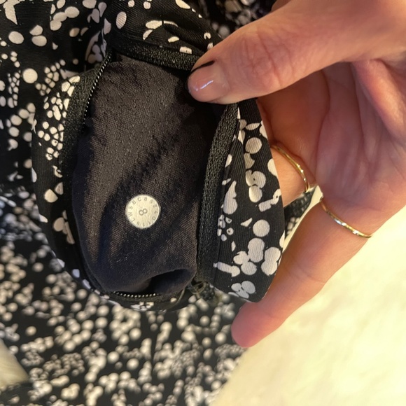 Lululemon Tight Stuff Tight II *25" - Picture 5 of 5